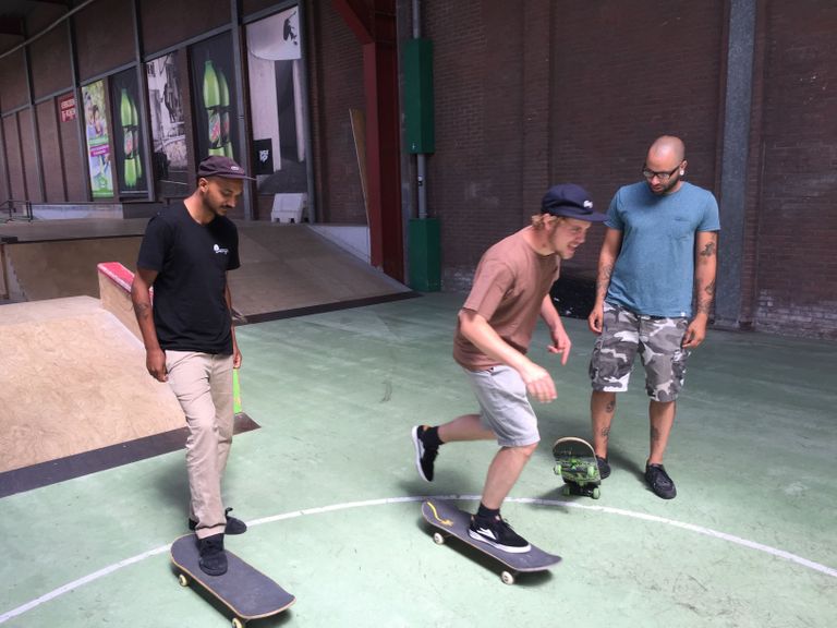 Moeras openbaar Een bezoek aan grootouders methaan verraden stroom skateboard les den haag voorspelling Grafiek schaduw