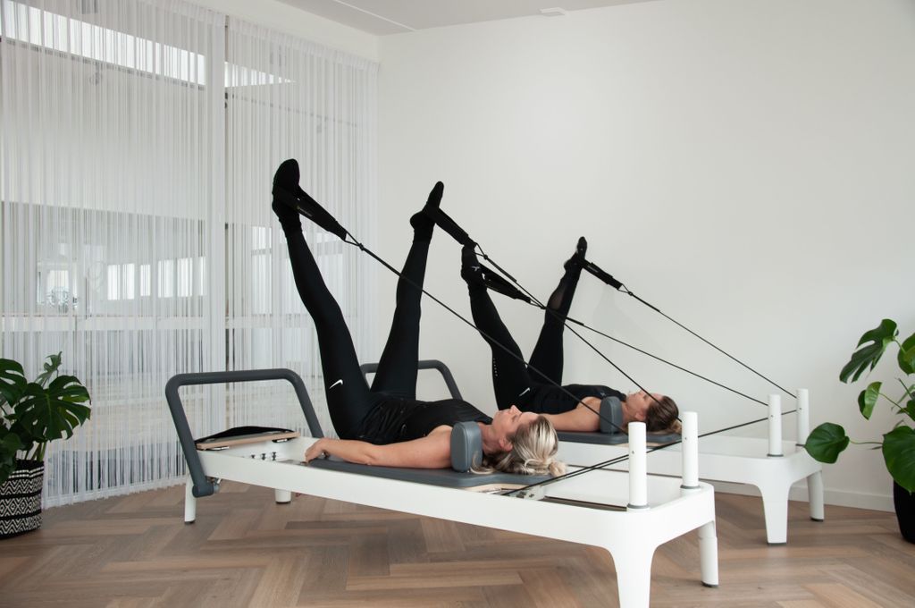 Sporten bij Studio 9 Pilates in Amsterdam en 417 andere gyms en studio's!