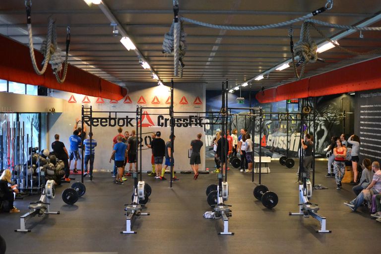 Oswald Gezond eten hoogtepunt Work out at Reebok CrossFit 020 and 352 other gyms and studios in Amsterdam!